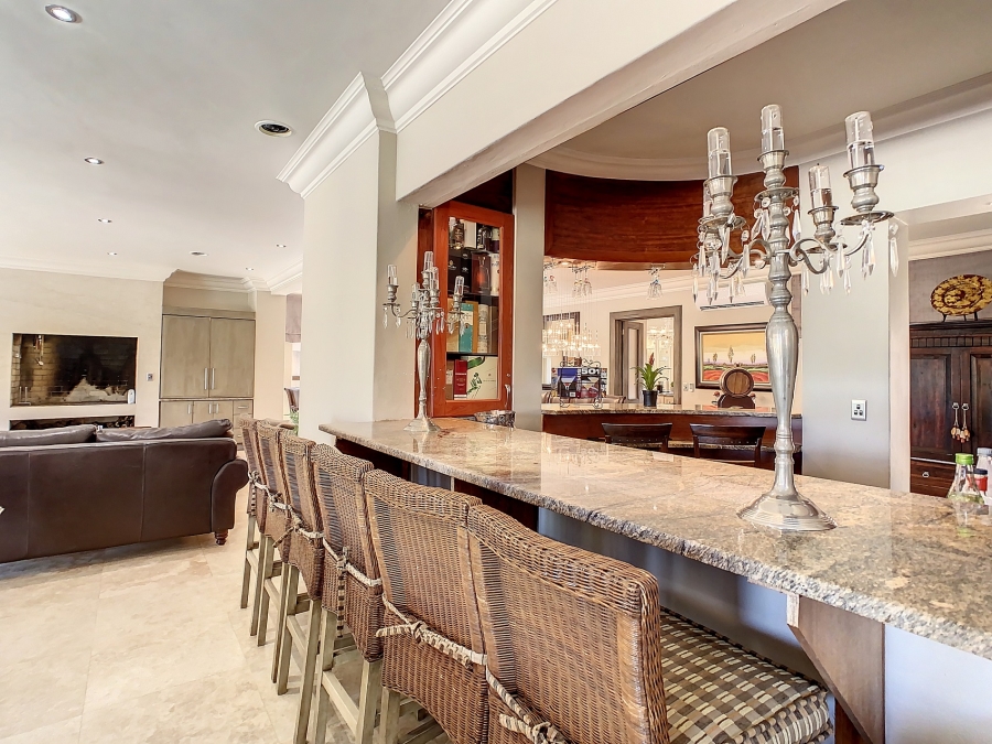 5 Bedroom Property for Sale in Silver Lakes Golf Estate Gauteng