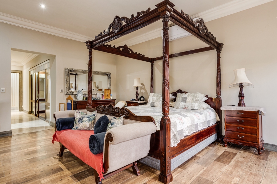 5 Bedroom Property for Sale in Silver Lakes Golf Estate Gauteng