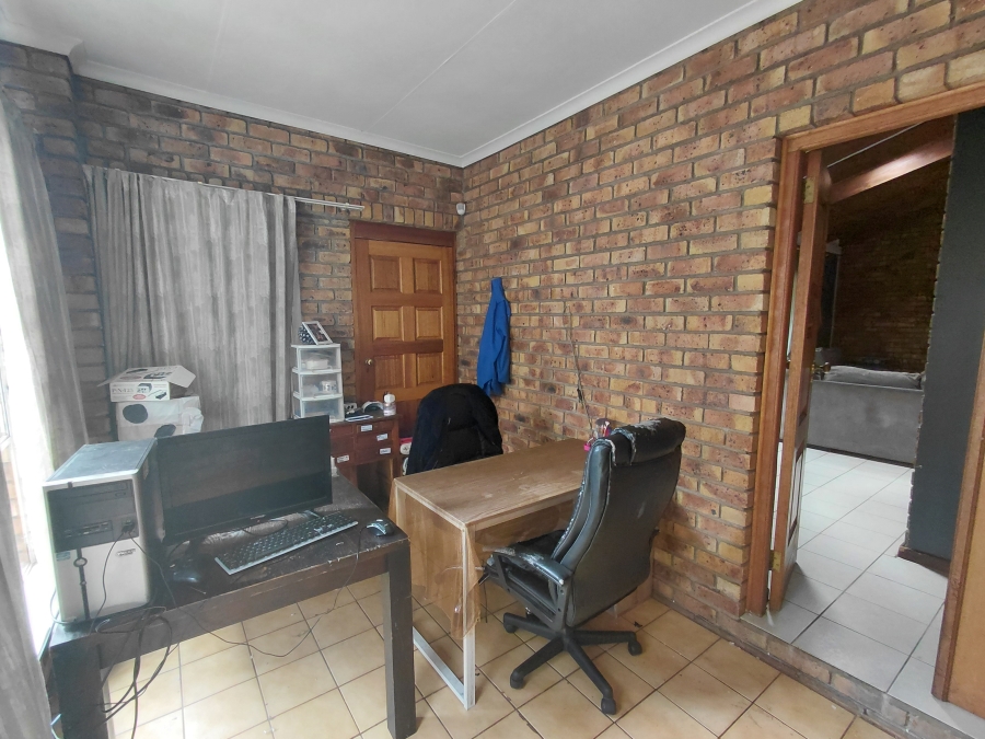 3 Bedroom Property for Sale in Norkem Park Gauteng