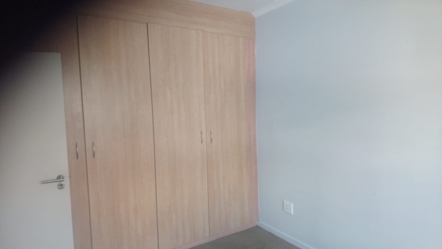 1 Bedroom Property for Sale in Sunninghill Gauteng