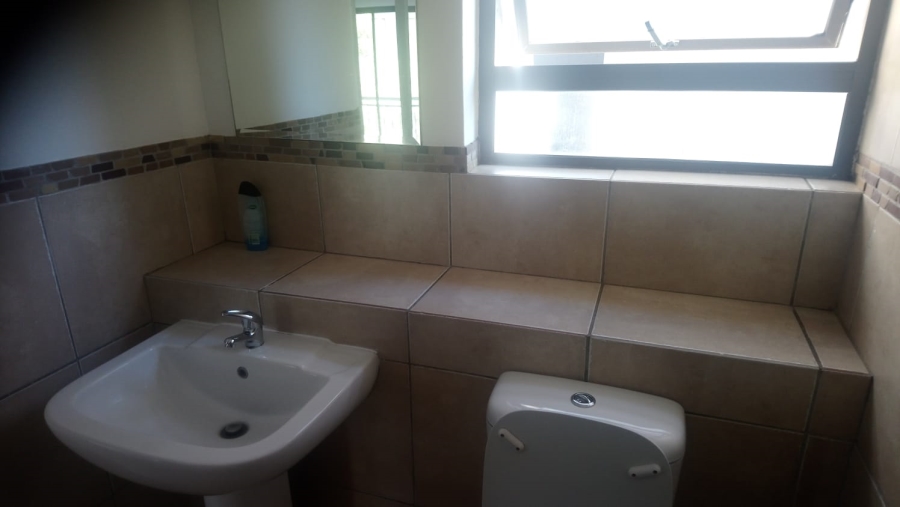1 Bedroom Property for Sale in Sunninghill Gauteng