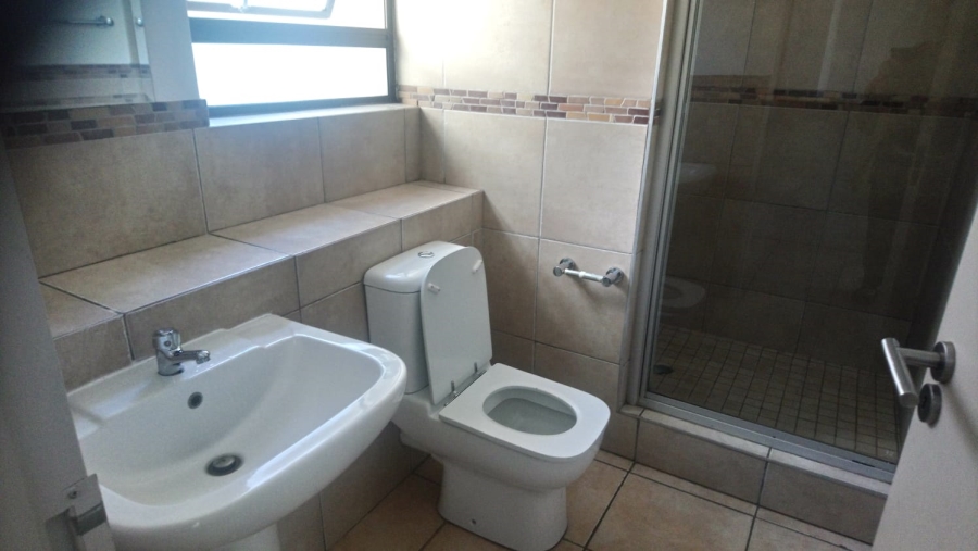 1 Bedroom Property for Sale in Sunninghill Gauteng