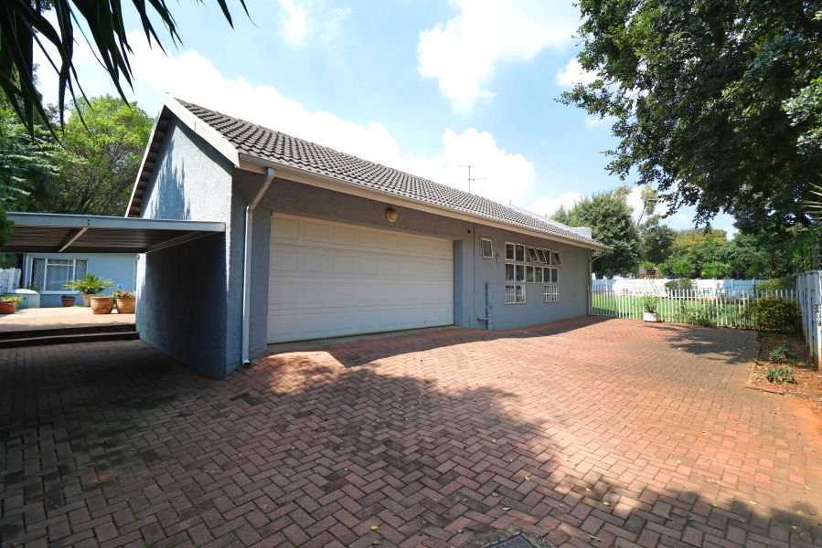 3 Bedroom Property for Sale in Hurlyvale Gauteng