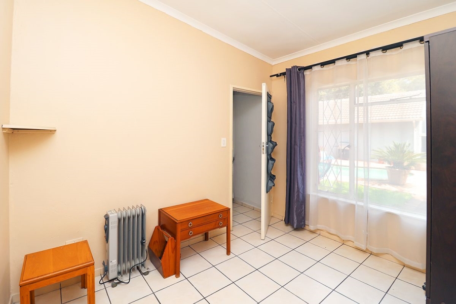 3 Bedroom Property for Sale in Hurlyvale Gauteng