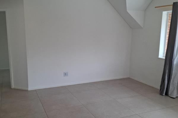 To Let 2 Bedroom Property for Rent in Emmarentia Gauteng