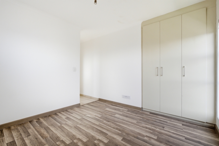 2 Bedroom Property for Sale in Barbeque Downs Gauteng