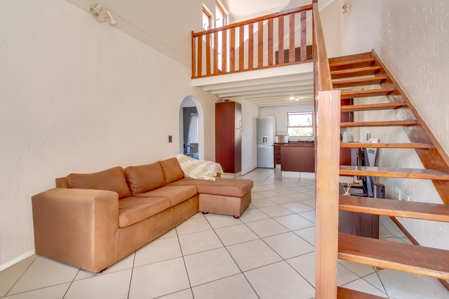 2 Bedroom Property for Sale in Lonehill Gauteng