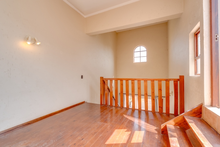 2 Bedroom Property for Sale in Lonehill Gauteng