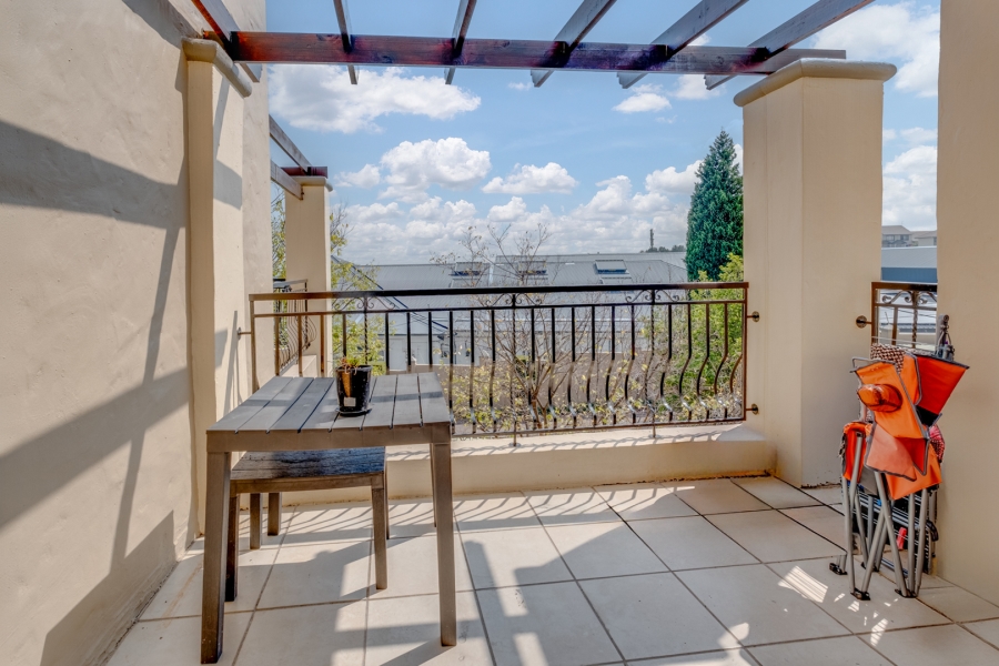 2 Bedroom Property for Sale in Lonehill Gauteng