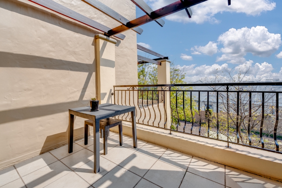 2 Bedroom Property for Sale in Lonehill Gauteng