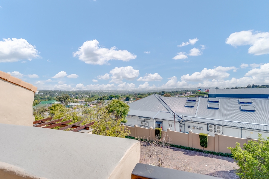 2 Bedroom Property for Sale in Lonehill Gauteng