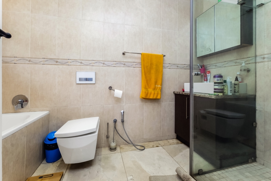 To Let 6 Bedroom Property for Rent in Morningside Gauteng