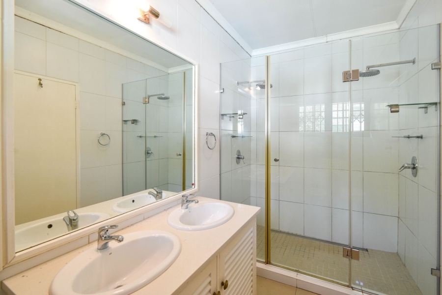 4 Bedroom Property for Sale in Waterkloof Heights Gauteng