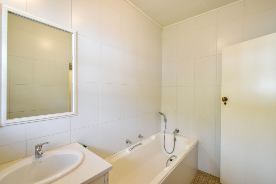 4 Bedroom Property for Sale in Waterkloof Heights Gauteng