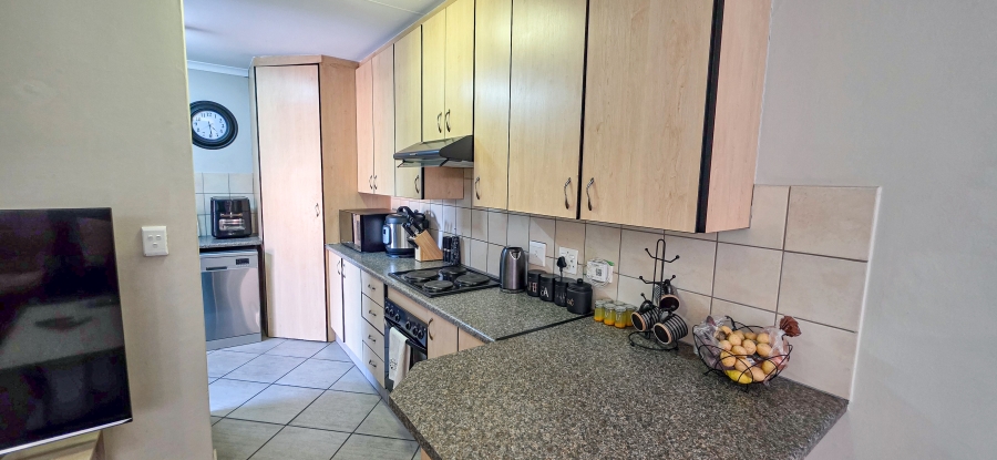 3 Bedroom Property for Sale in Magalieskruin Gauteng