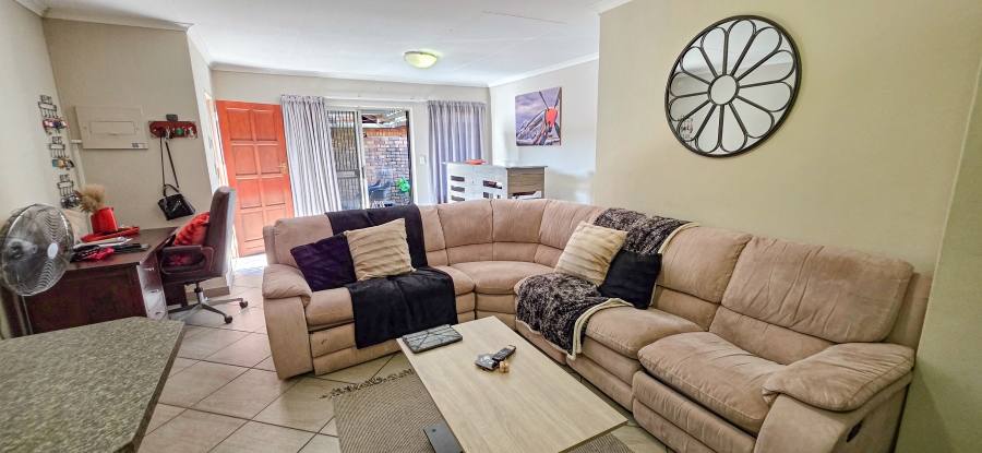 3 Bedroom Property for Sale in Magalieskruin Gauteng