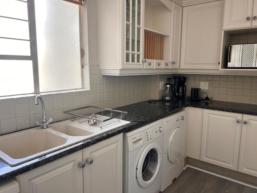 2 Bedroom Property for Sale in Sandhurst Gauteng