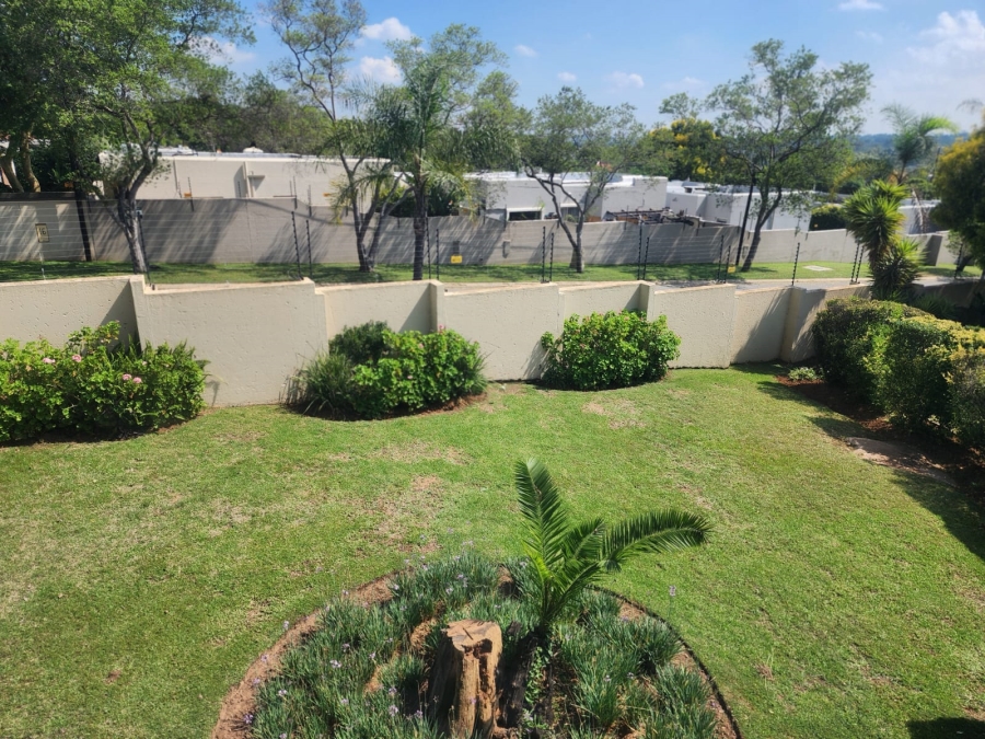 2 Bedroom Property for Sale in Lonehill Gauteng