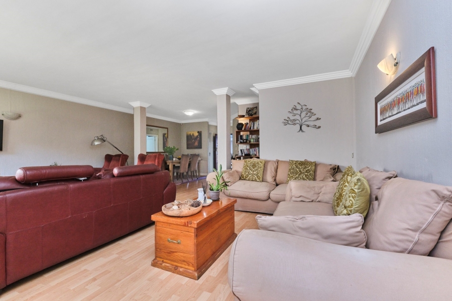 3 Bedroom Property for Sale in Morningside Manor Gauteng