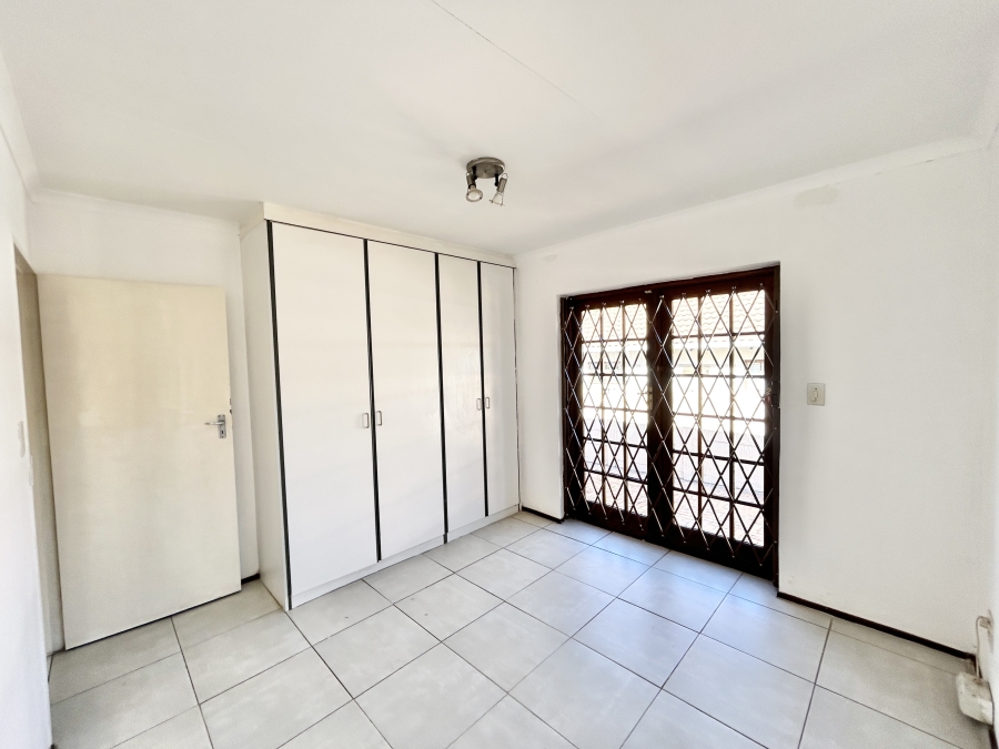 To Let 2 Bedroom Property for Rent in Halfway Gardens Gauteng