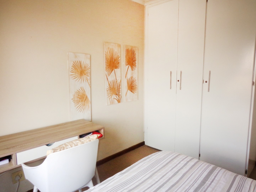 3 Bedroom Property for Sale in Corlett Gardens Gauteng