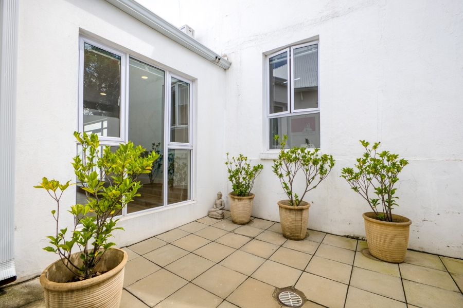 Commercial Property for Sale in Oaklands Gauteng