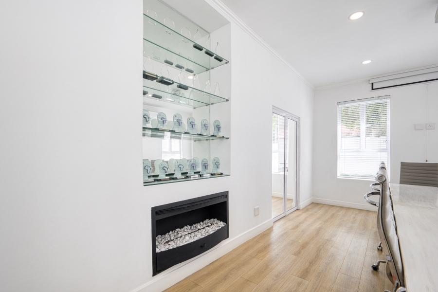 Commercial Property for Sale in Oaklands Gauteng