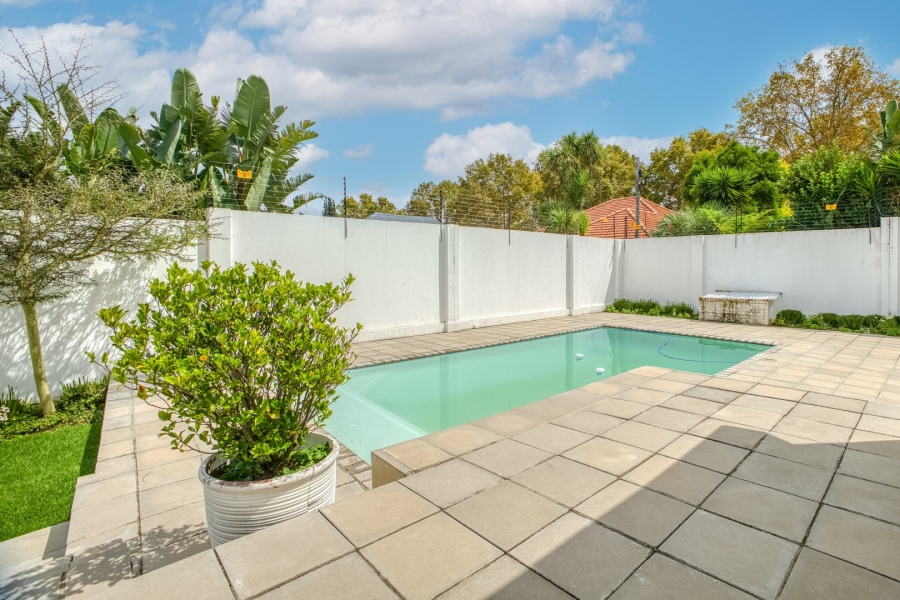 Commercial Property for Sale in Oaklands Gauteng