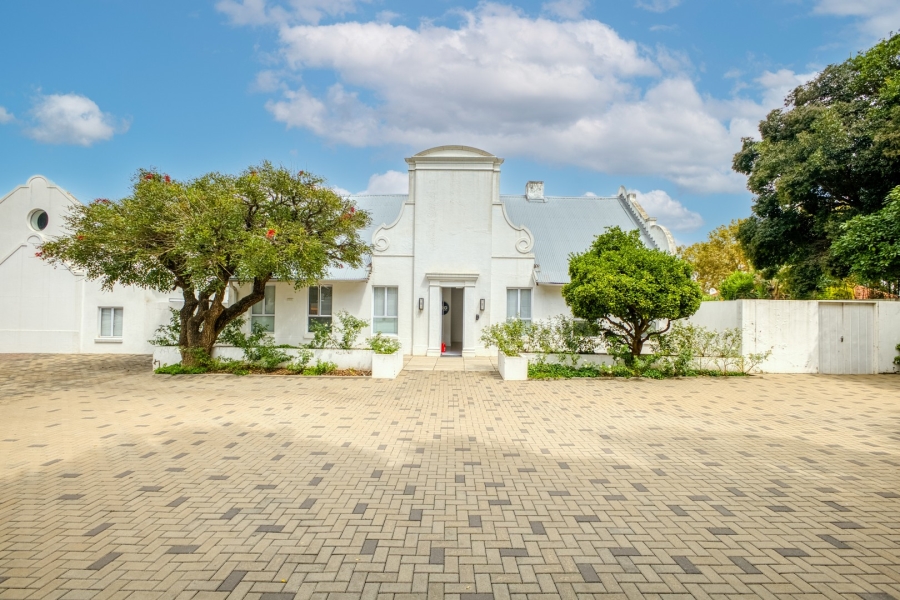 Commercial Property for Sale in Oaklands Gauteng