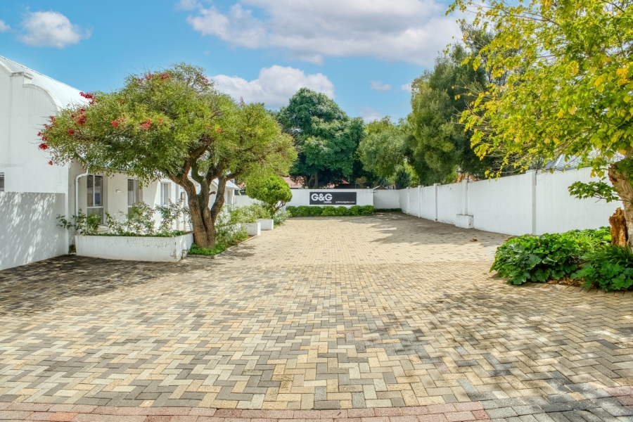 Commercial Property for Sale in Oaklands Gauteng