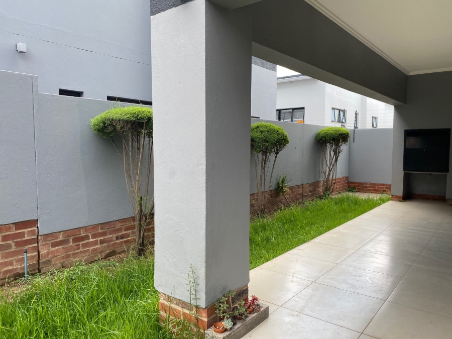4 Bedroom Property for Sale in Bryanston East Gauteng