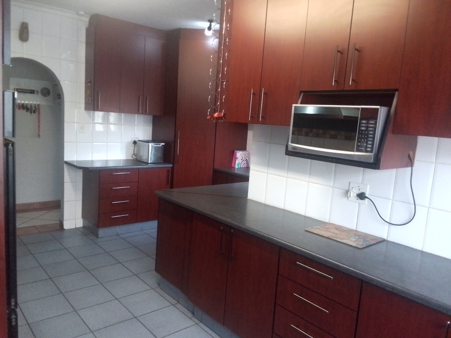 4 Bedroom Property for Sale in Greenhills Gauteng