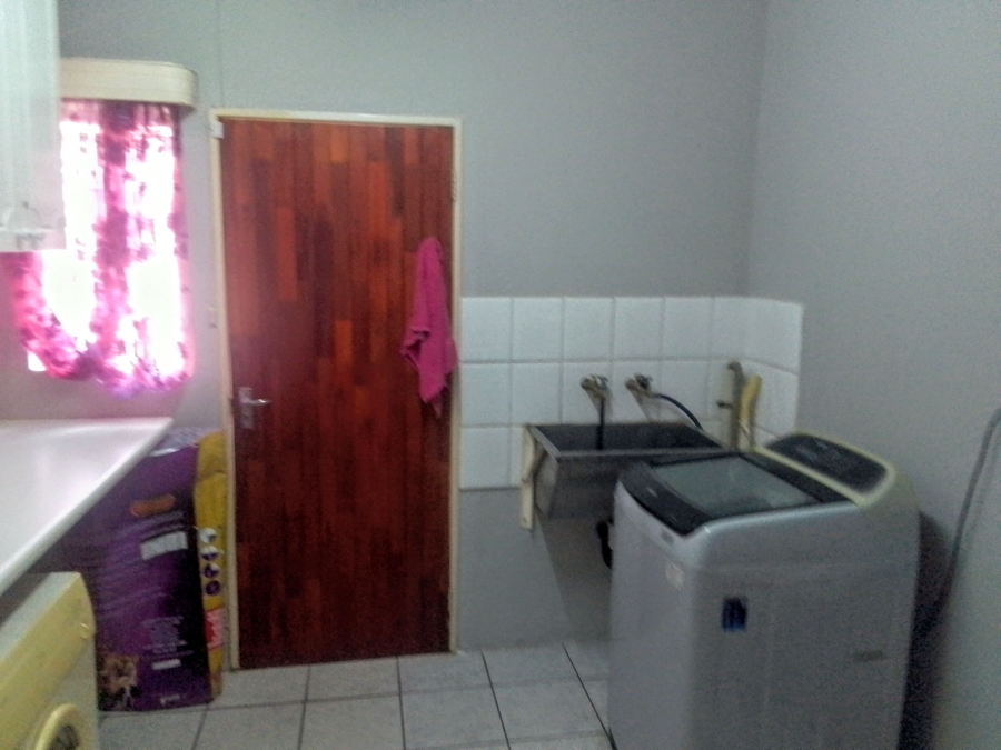 4 Bedroom Property for Sale in Greenhills Gauteng