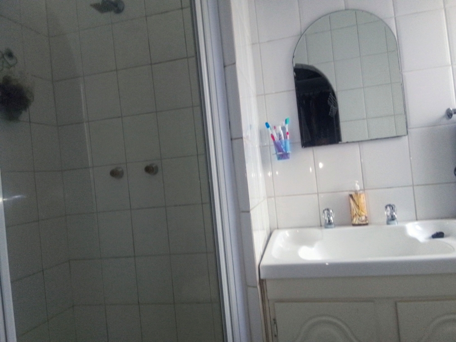 4 Bedroom Property for Sale in Greenhills Gauteng