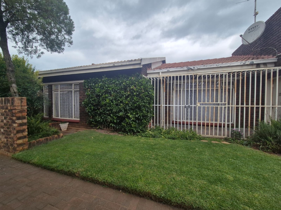 2 Bedroom Property for Sale in Duncanville Gauteng