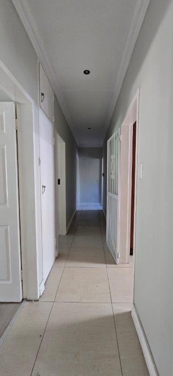 4 Bedroom Property for Sale in Garsfontein Gauteng