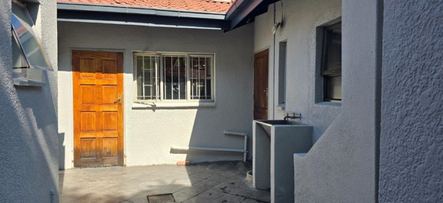 4 Bedroom Property for Sale in Garsfontein Gauteng