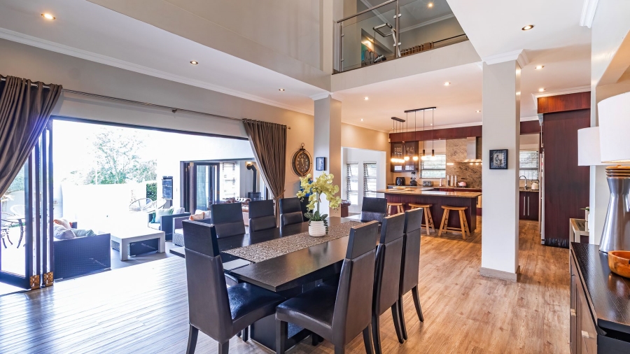 5 Bedroom Property for Sale in Greenstone Hill Gauteng