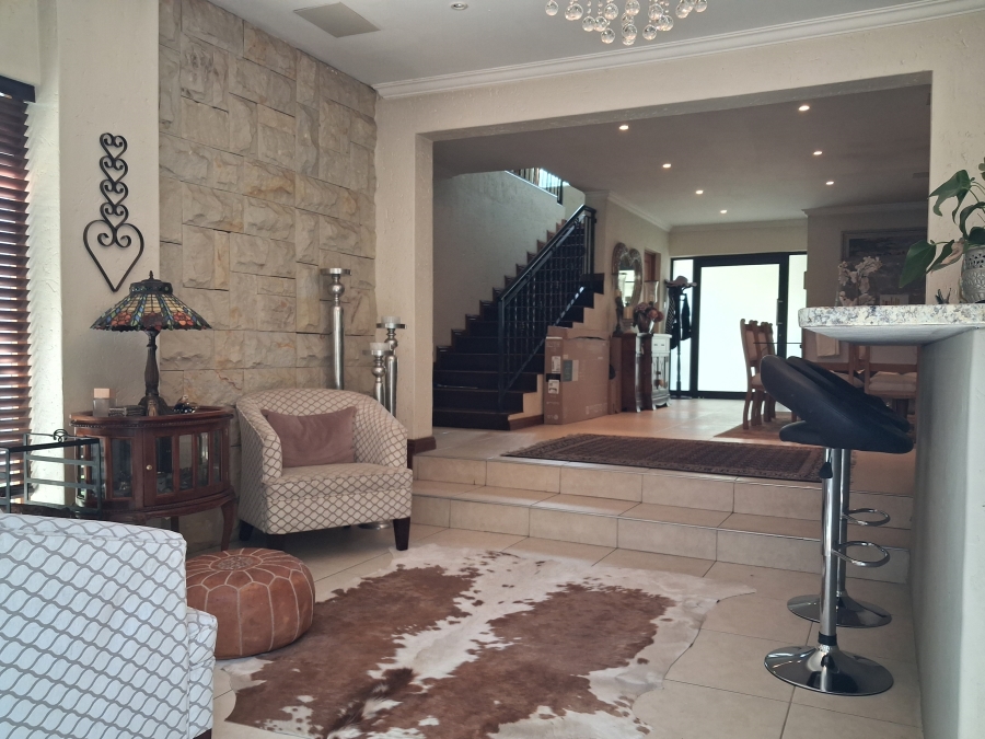 3 Bedroom Property for Sale in Greenstone Hill Gauteng