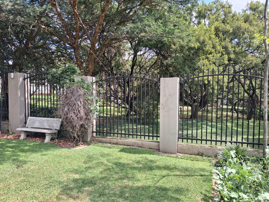 3 Bedroom Property for Sale in Greenstone Hill Gauteng