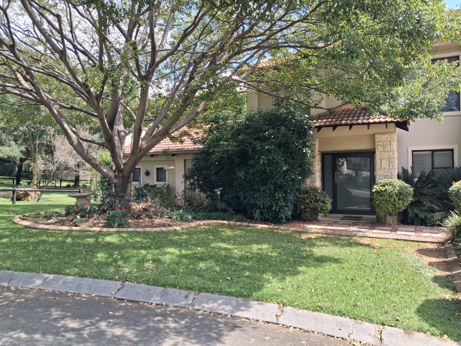 3 Bedroom Property for Sale in Greenstone Hill Gauteng