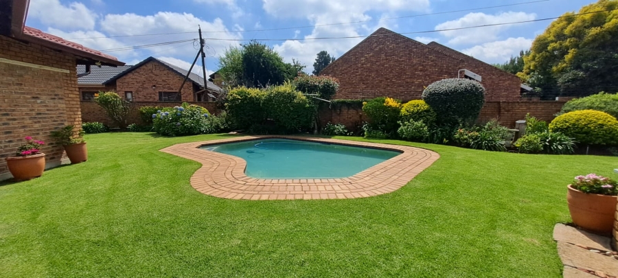 3 Bedroom Property for Sale in Sunward Park Gauteng
