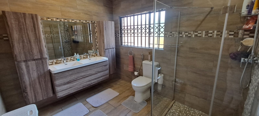 3 Bedroom Property for Sale in Sunward Park Gauteng