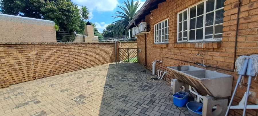 3 Bedroom Property for Sale in Sunward Park Gauteng
