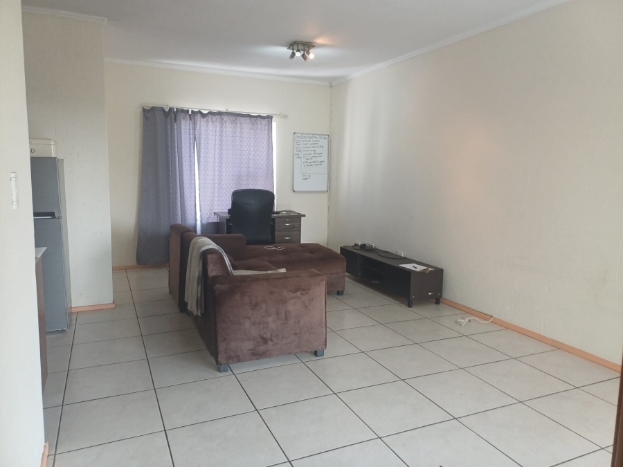 1 Bedroom Property for Sale in Hurlyvale Gauteng