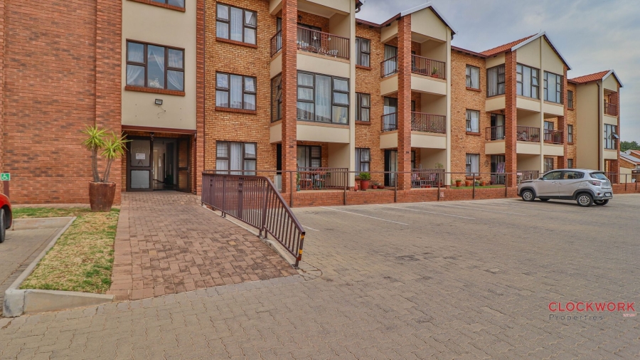 1 Bedroom Property for Sale in Brentwood Gauteng