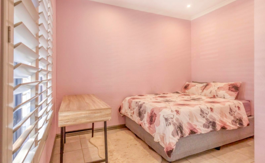 To Let 3 Bedroom Property for Rent in Bromhof Gauteng