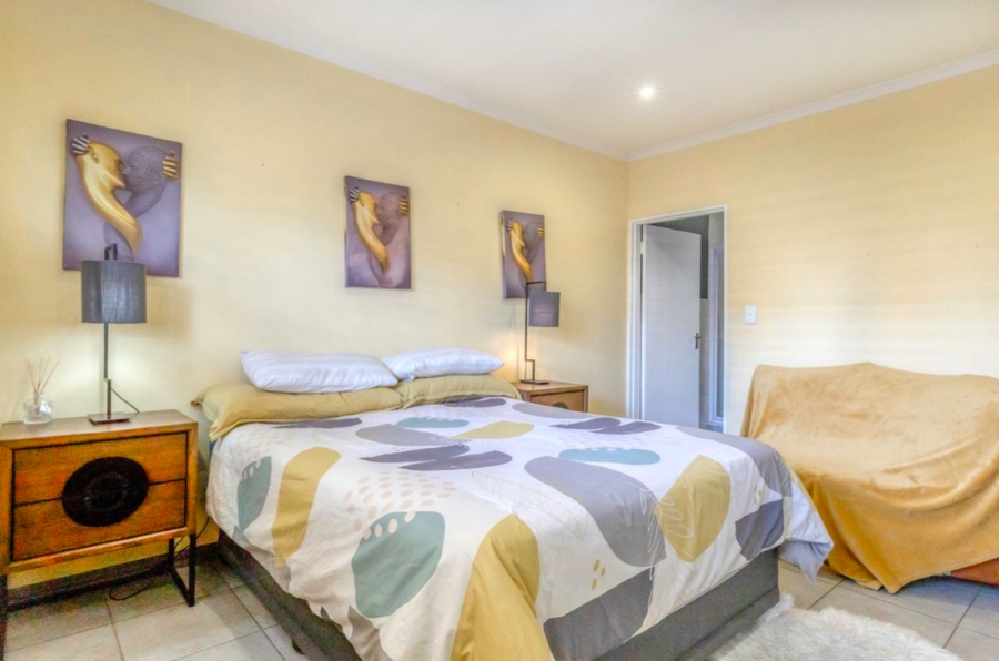 To Let 3 Bedroom Property for Rent in Bromhof Gauteng