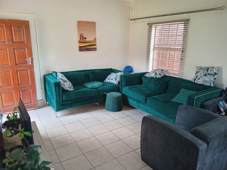 3 Bedroom Property for Sale in Thatch Hill Estate Gauteng
