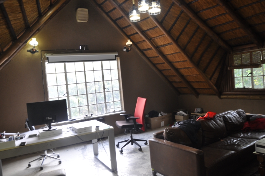 4 Bedroom Property for Sale in Buccleuch Gauteng